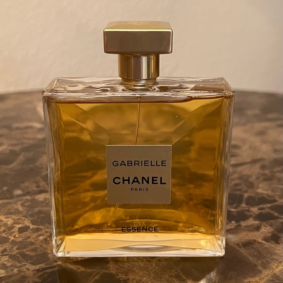 CHANEL Other - Gabrielle-Essence